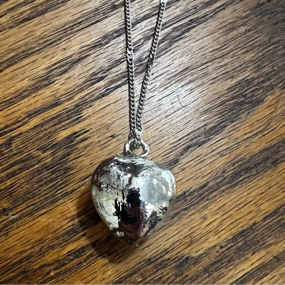 Y2K Vintage Crystal Heart Necklace - Picture 5 of 5